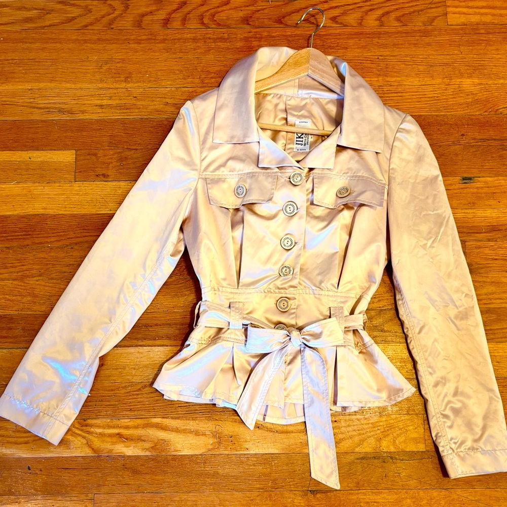 Gold Jacket with an opening in the back , very sexy to wear